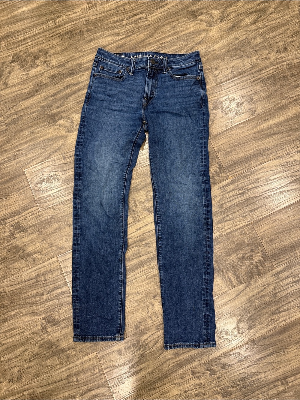 American Eagle Outfitters Men’s slim straight medium blue jeans - 28x32